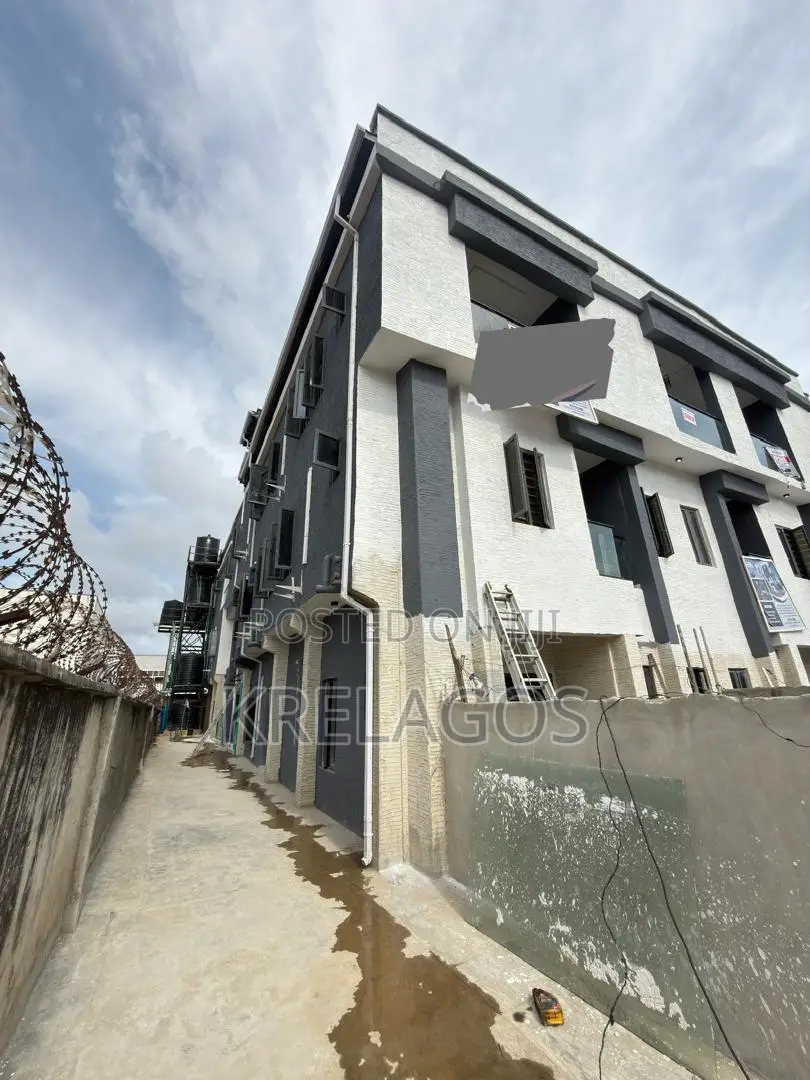3bdrm Duplex in Orchid, Chevron for sale