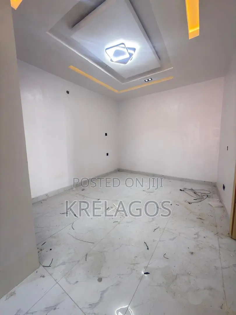 3bdrm Duplex in Orchid, Chevron for sale