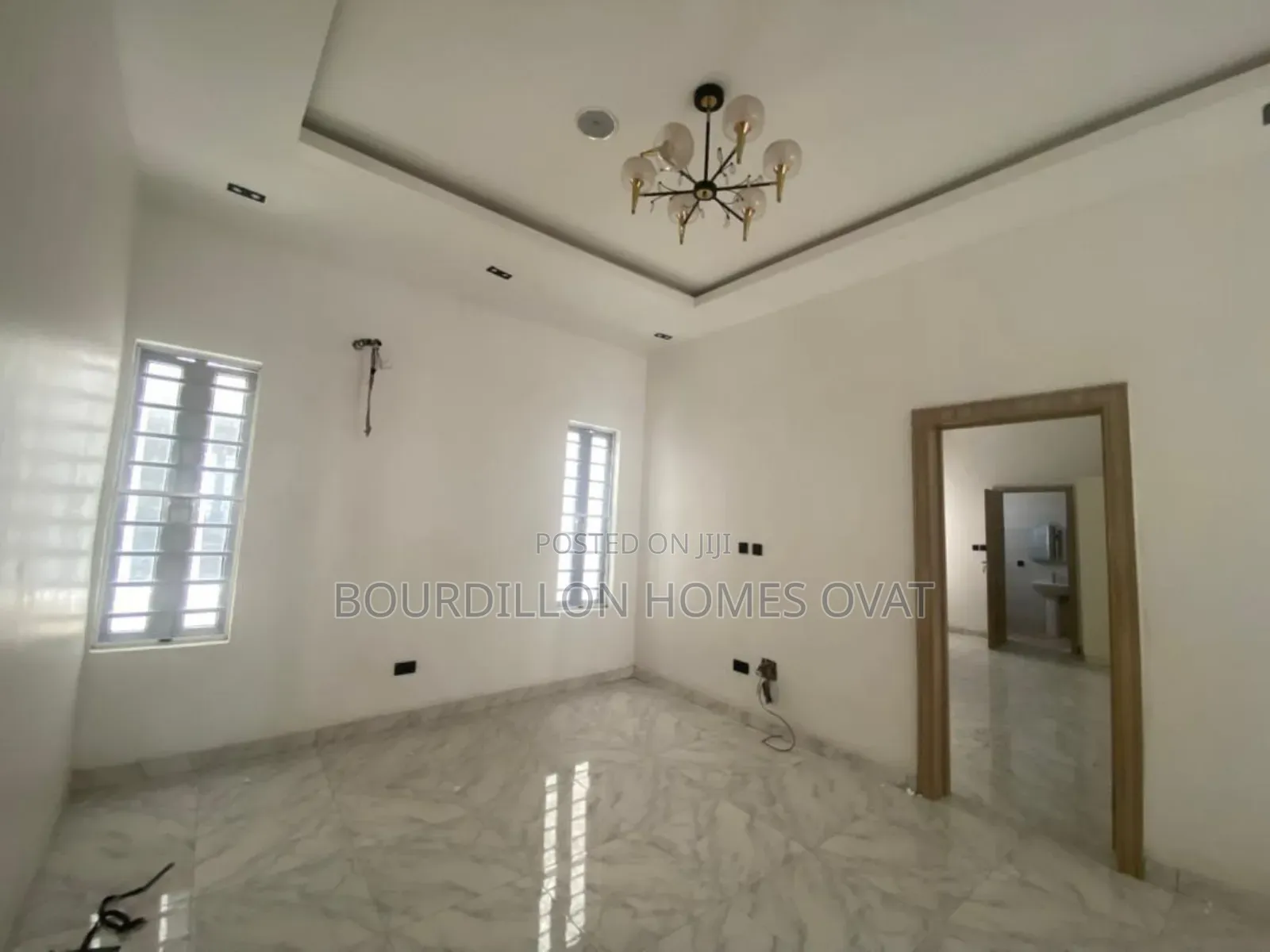 5bdrm Duplex in Ikota Villa Estate for rent