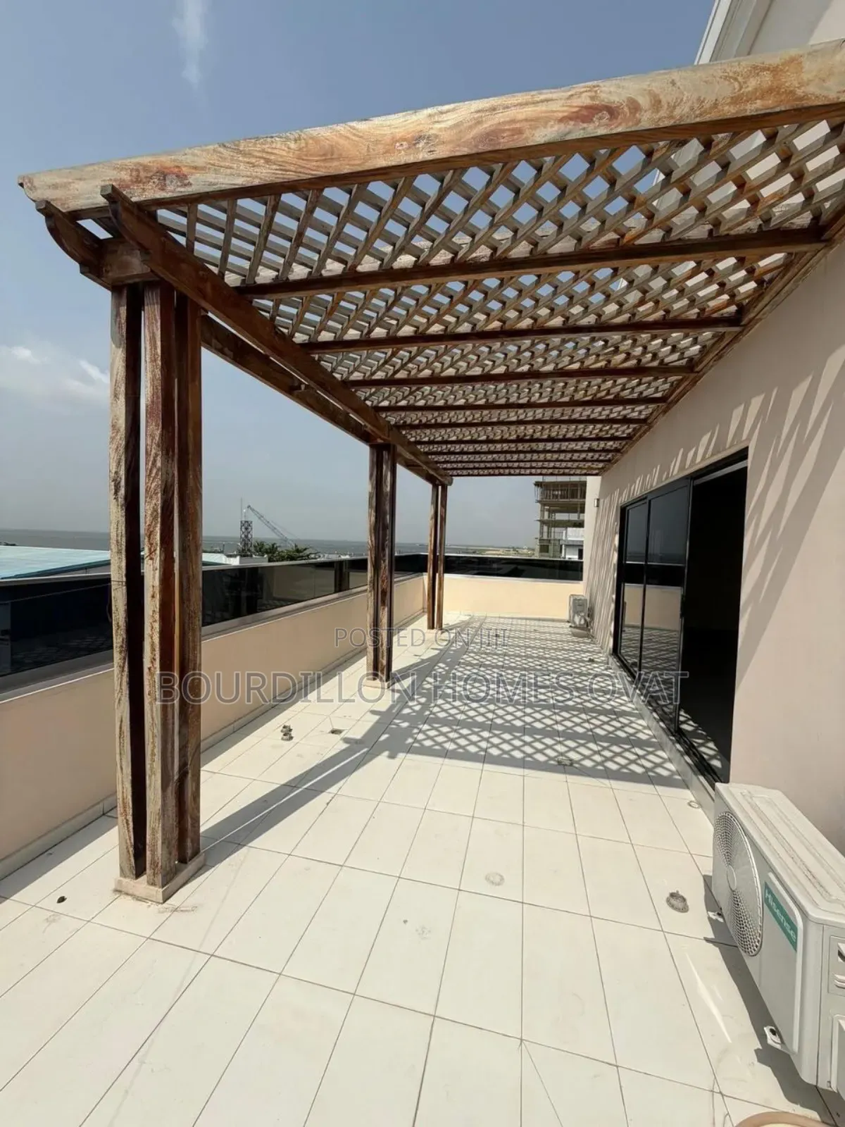 5bdrm Duplex in Lekki Phase 1 for sale