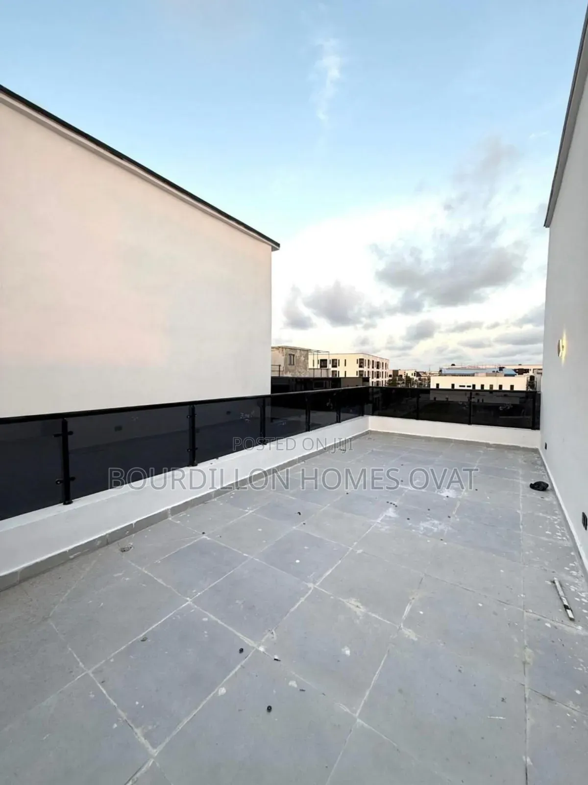 5bdrm Duplex in Ologolo Lekki Lagos for sale