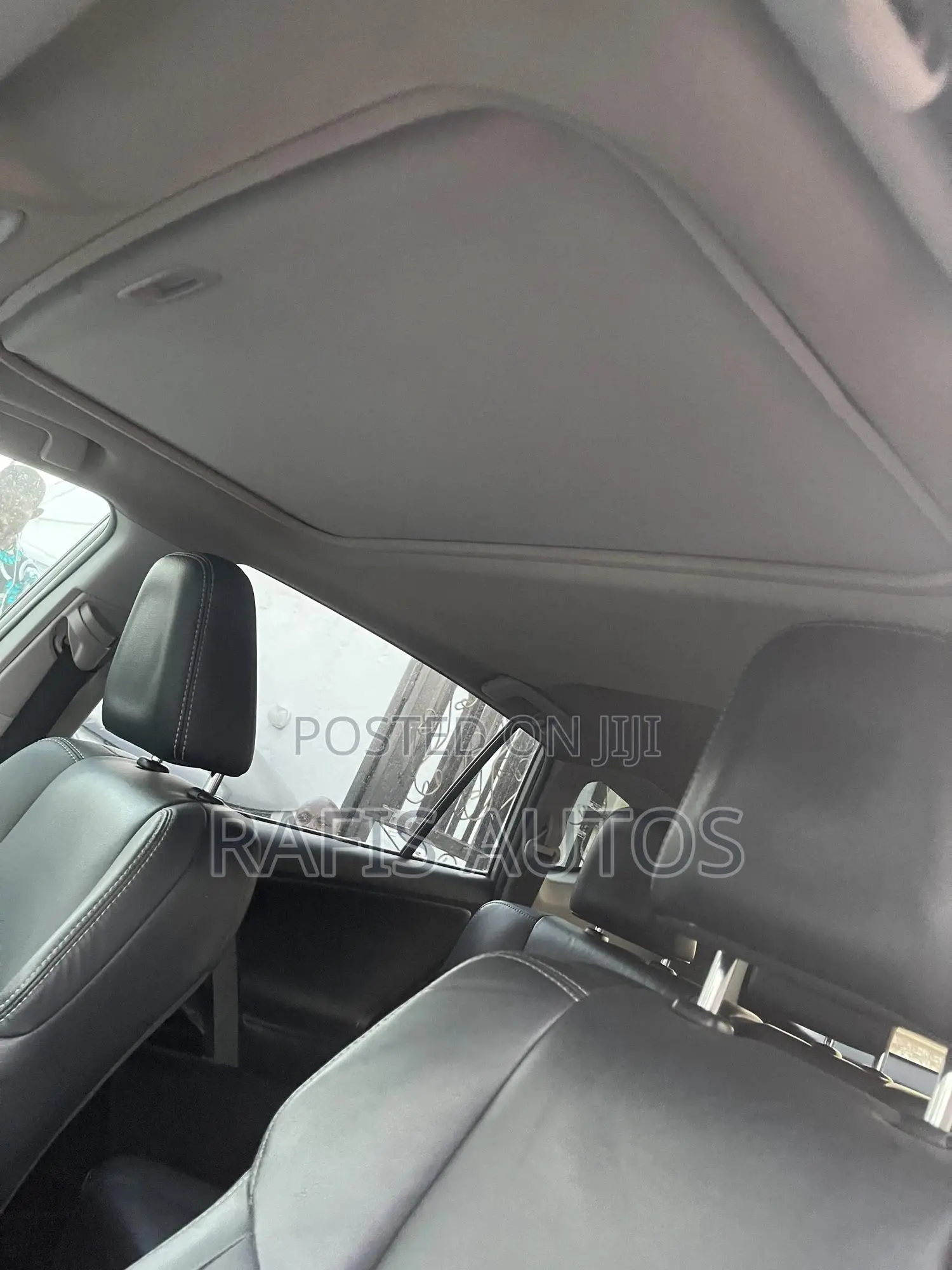 Toyota RAV4 Limited 4dr SUV (2.5L 4cyl 6A) 2018 Silver