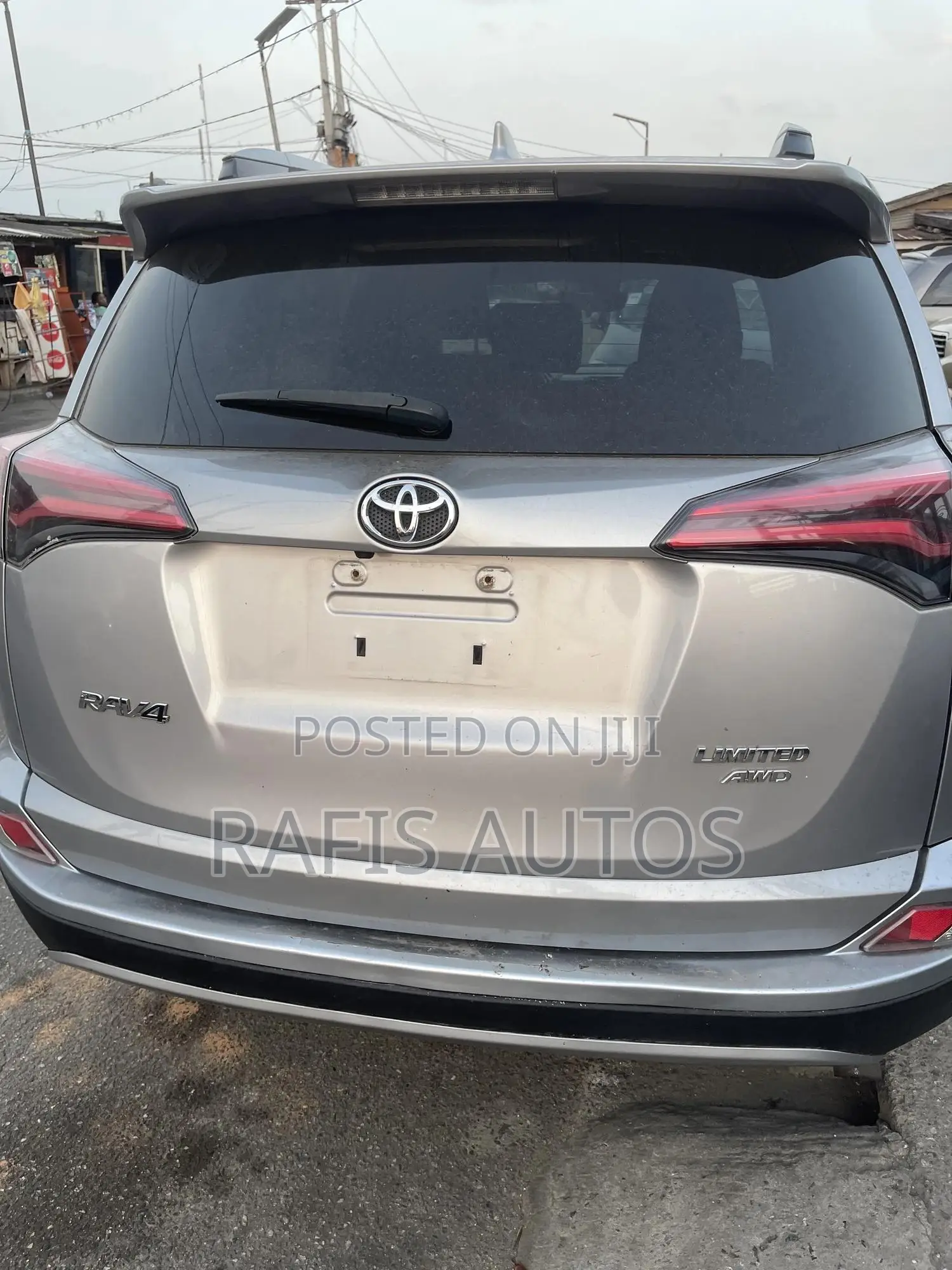 Toyota RAV4 Limited 4dr SUV (2.5L 4cyl 6A) 2018 Silver