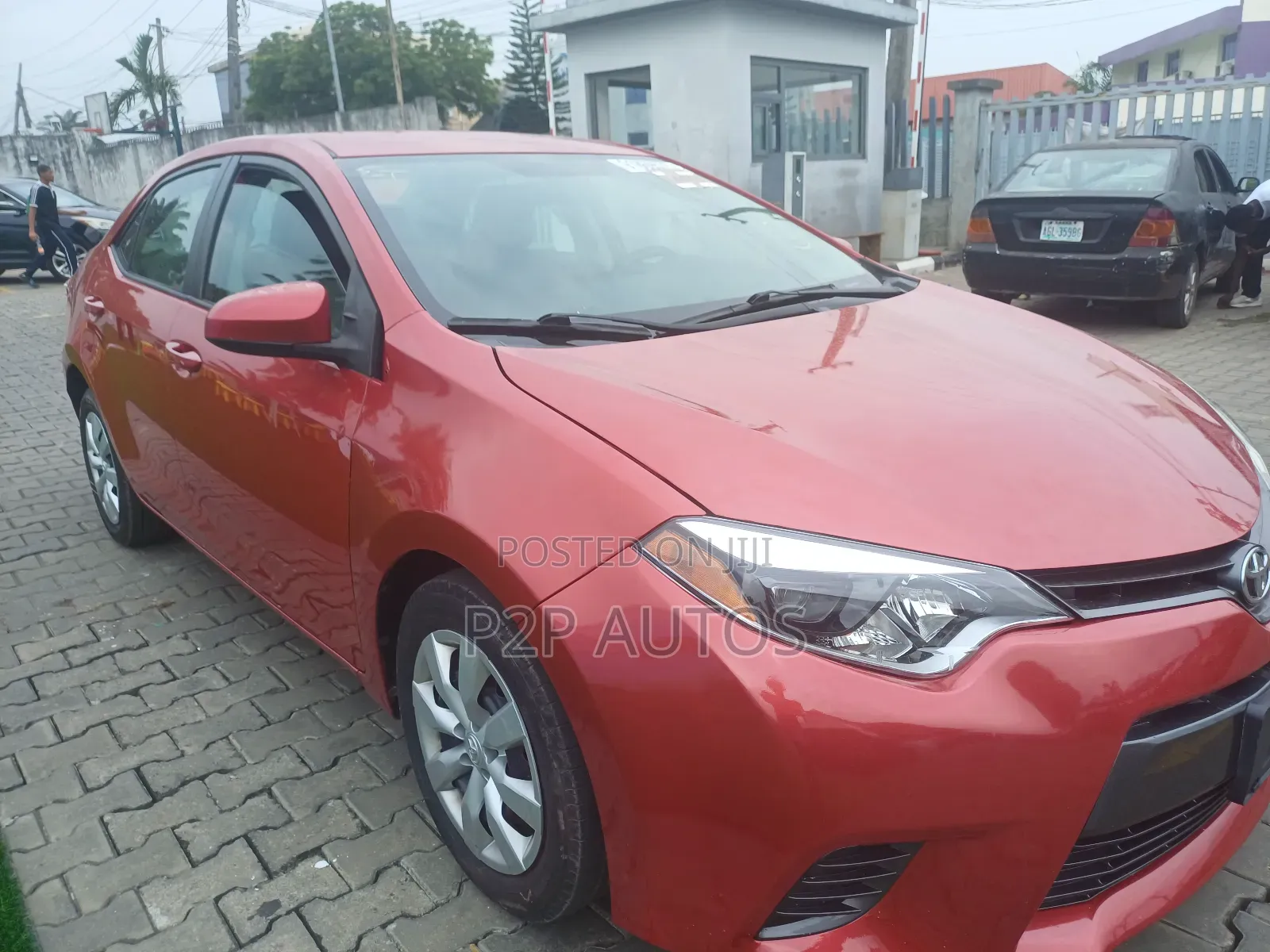 Toyota Corolla L 4dr Sedan (1.8L 4cyl 4A) 2015 Red