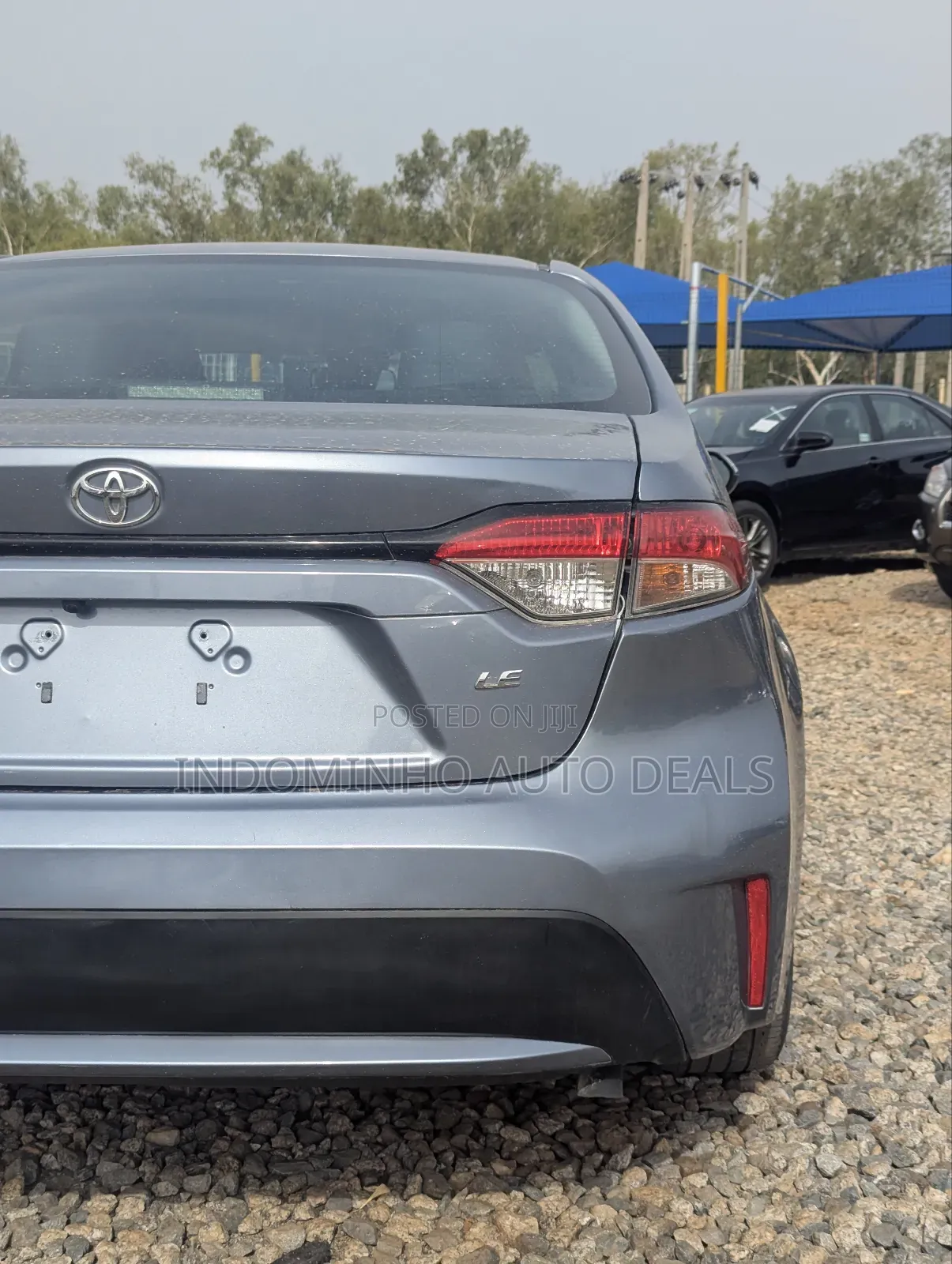 Toyota Corolla LE 2020 Silver
