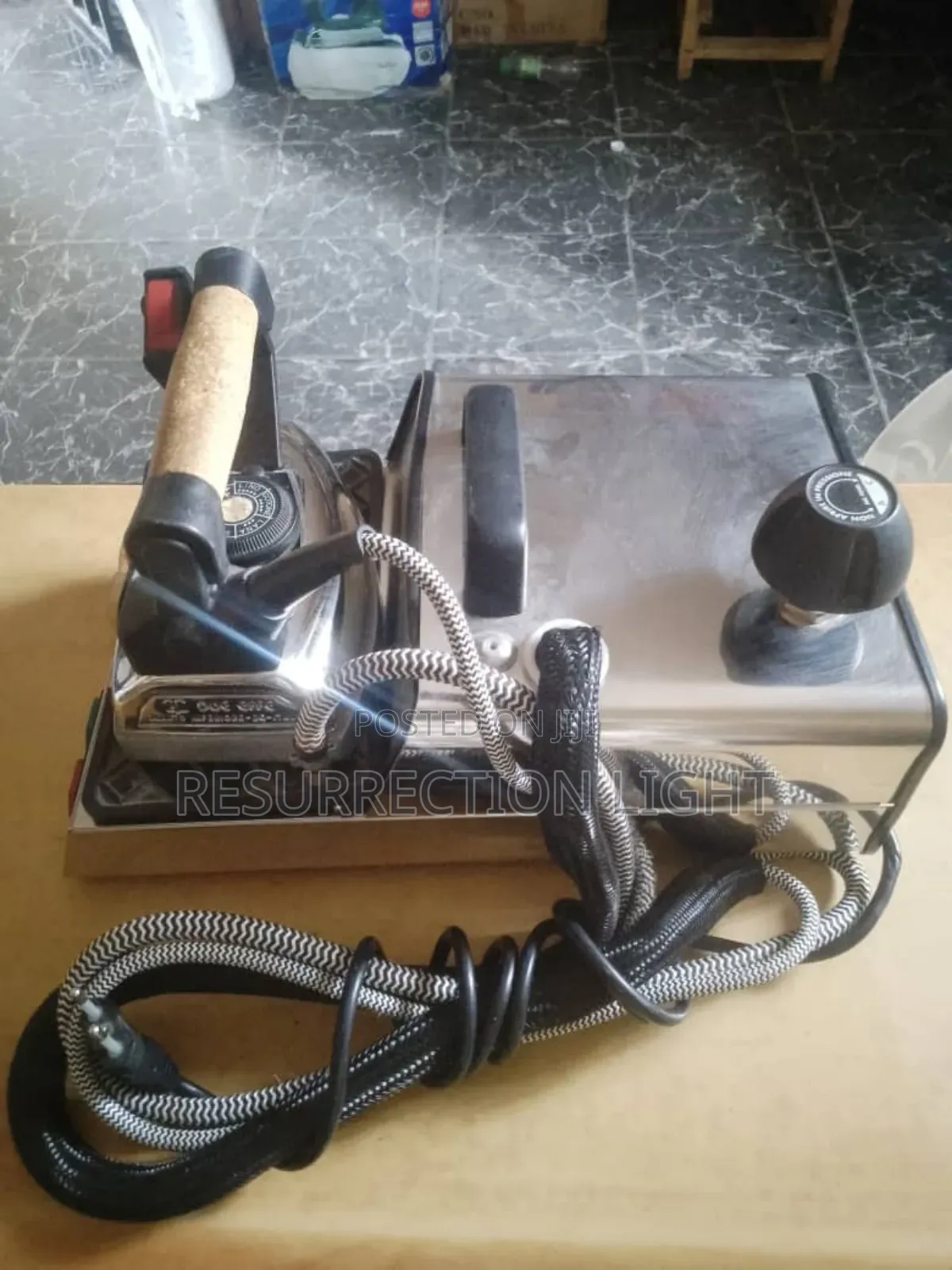As Good as New Industrial Pony Baby Steam Iron in Perfect Condition