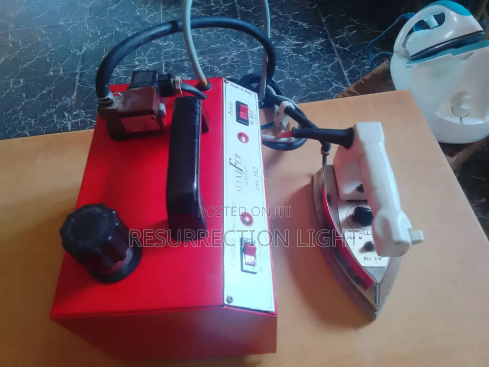 Very Strong And Durable Industrial Pony Baby Steam Iron Work Perfectly