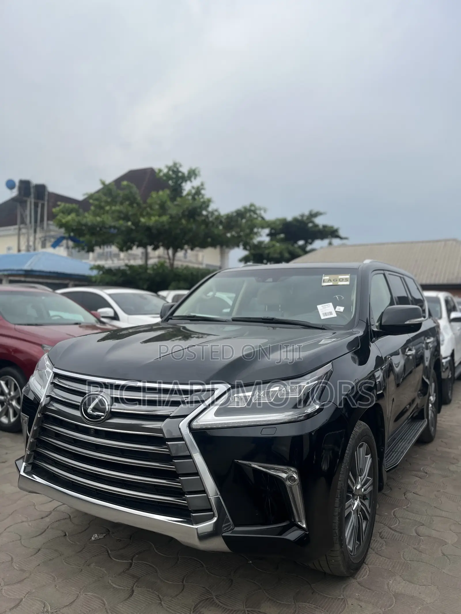 Lexus LX 570 AWD 2018 Black