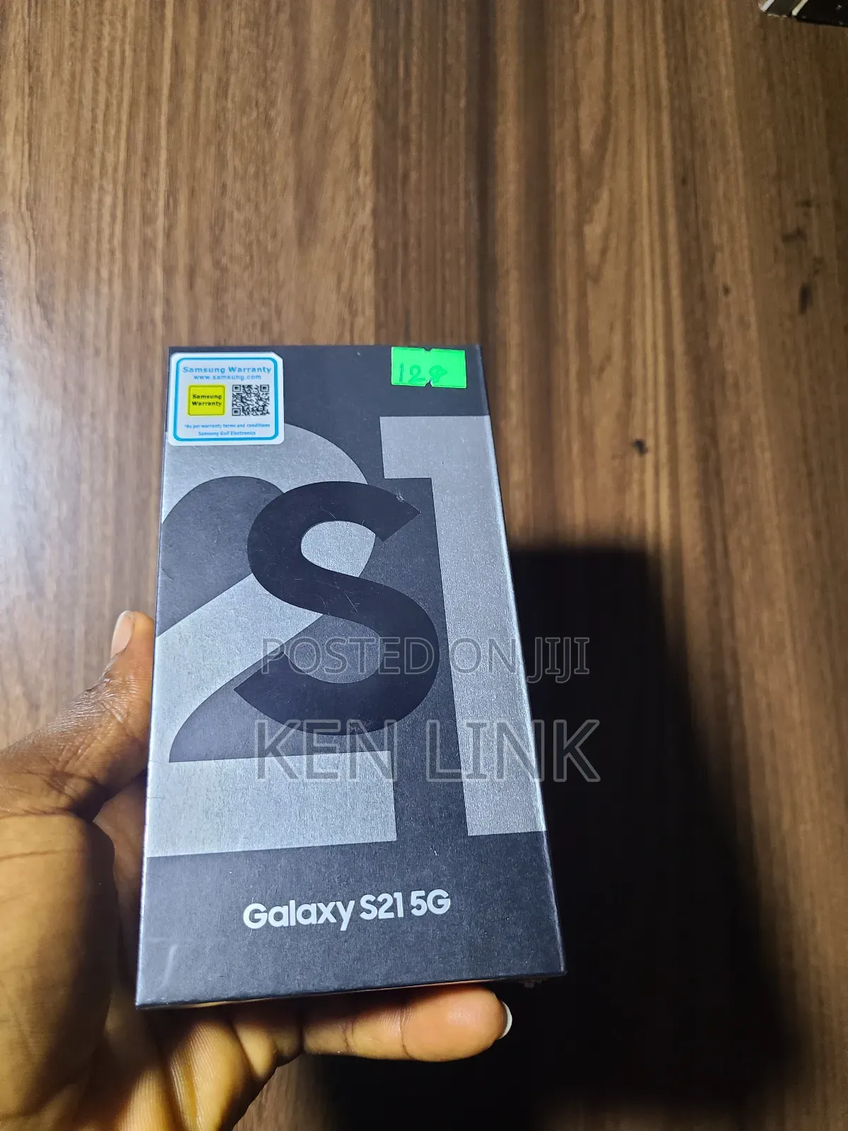 New Samsung Galaxy S21 5G 128 GB Silver