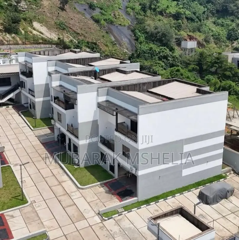 4bdrm Duplex in Katampe Extension for sale