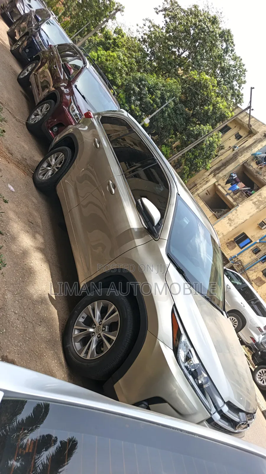 Toyota Highlander XLE V6 4x4 (3.5L 6cyl 6A) 2016