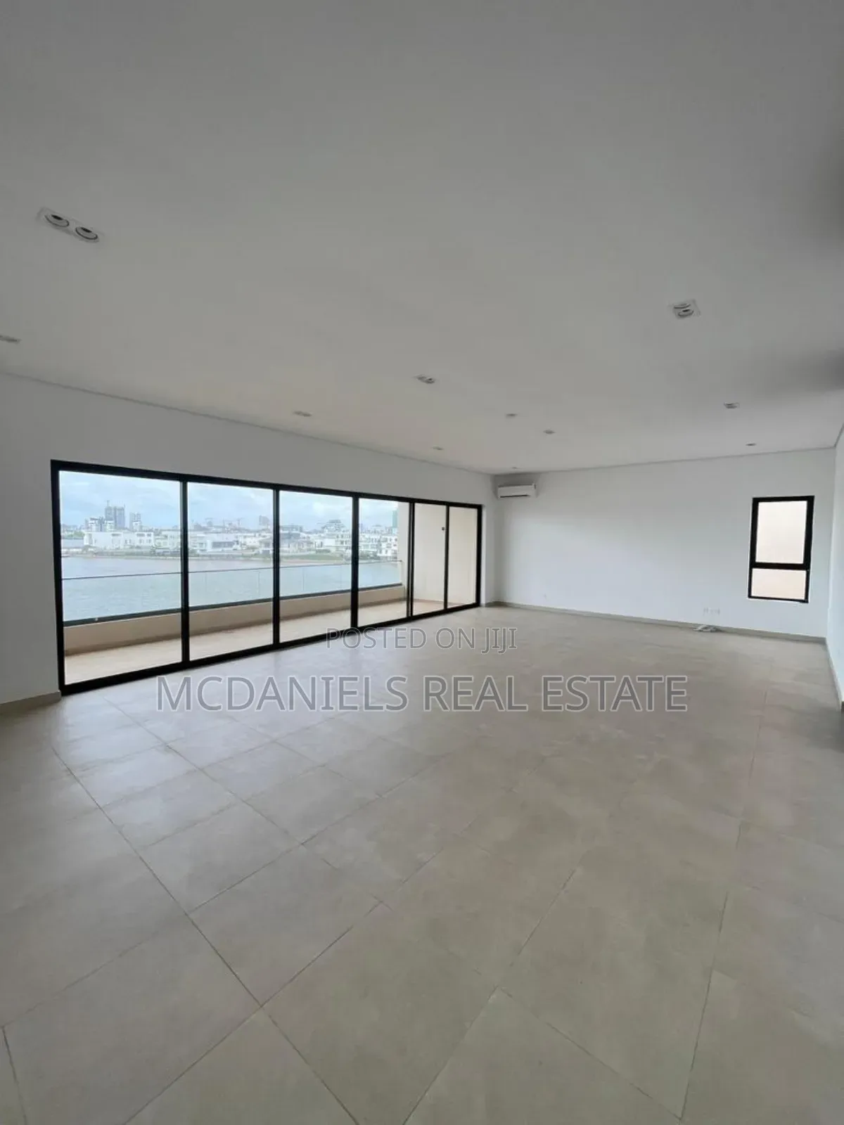 5bdrm House in Ikoyi for sale