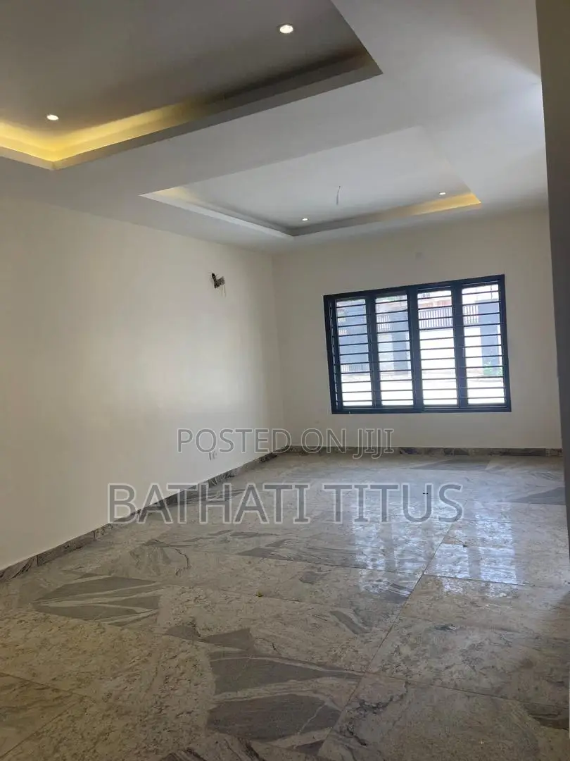 3bdrm Duplex in Life Camp for rent