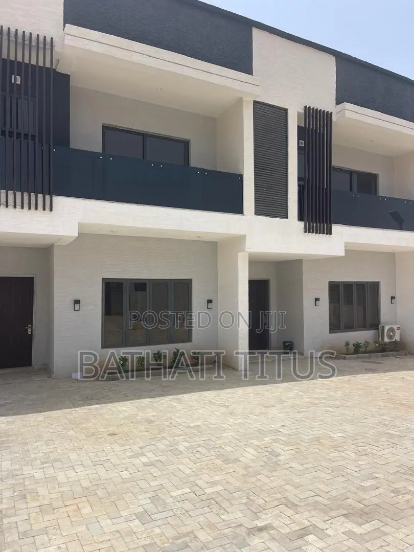 3bdrm Duplex in Life Camp for rent