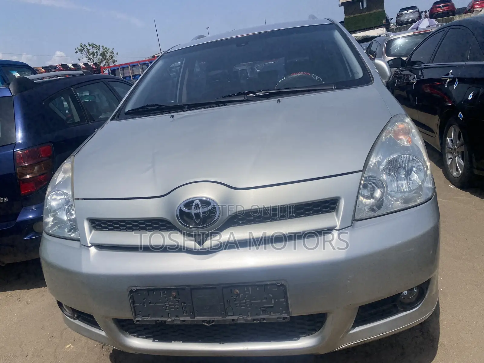 Toyota Verso 2009 Silver