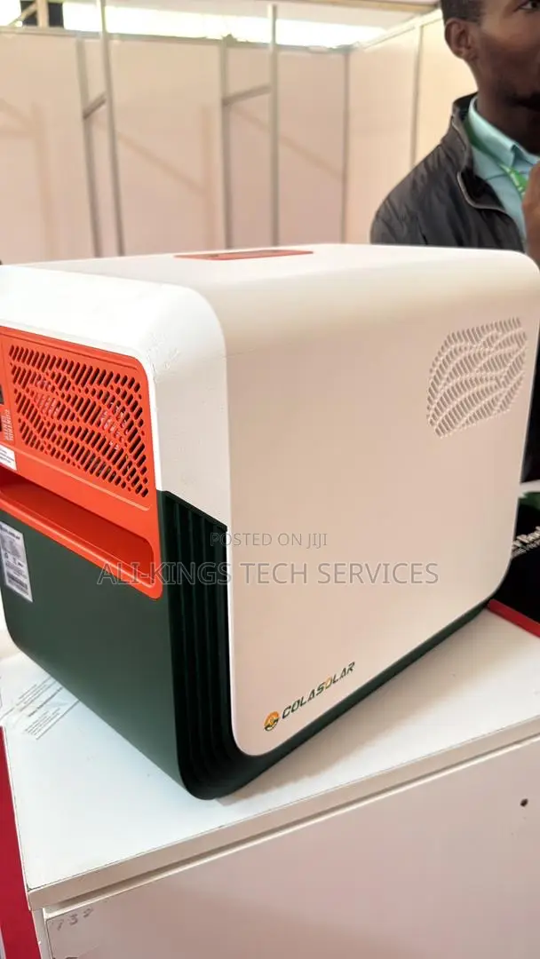 Cola Solar Generator With 1.2kva Built-in Inverter(Cola 3600)