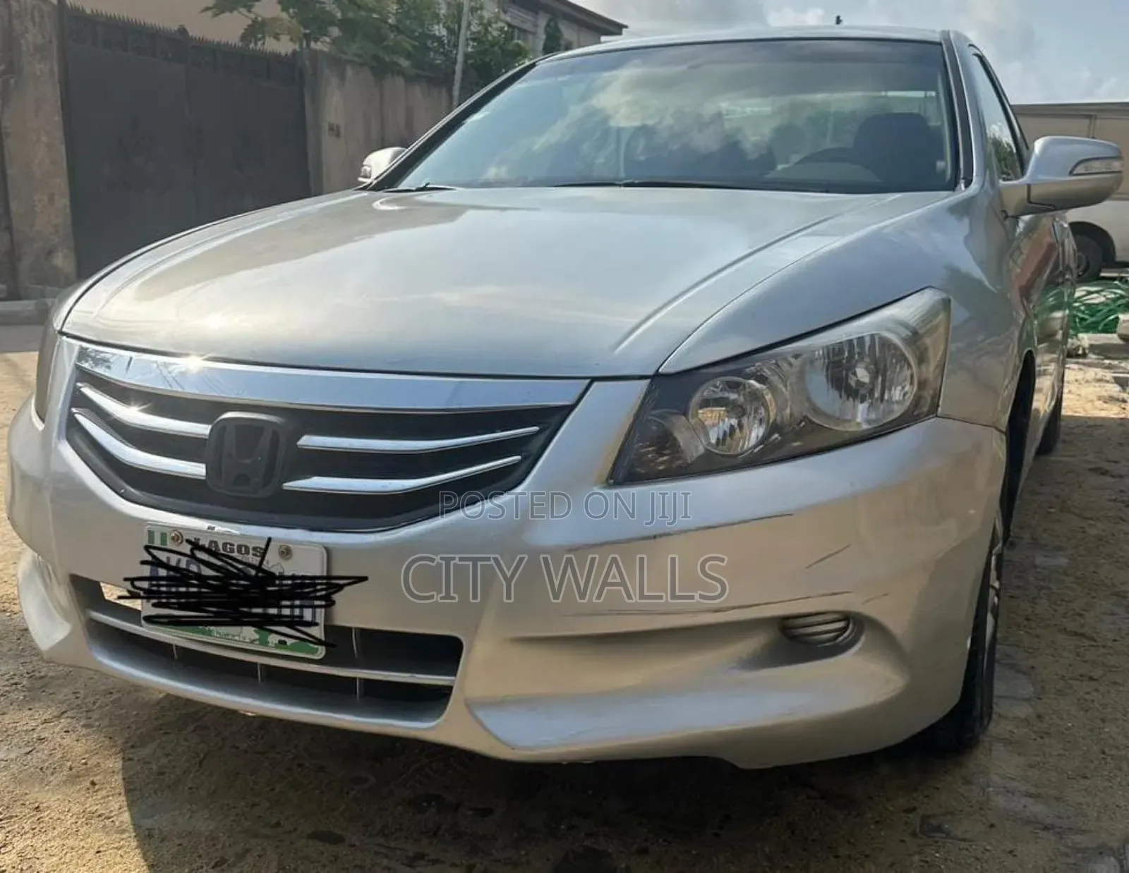 Honda Accord 2011 Silver