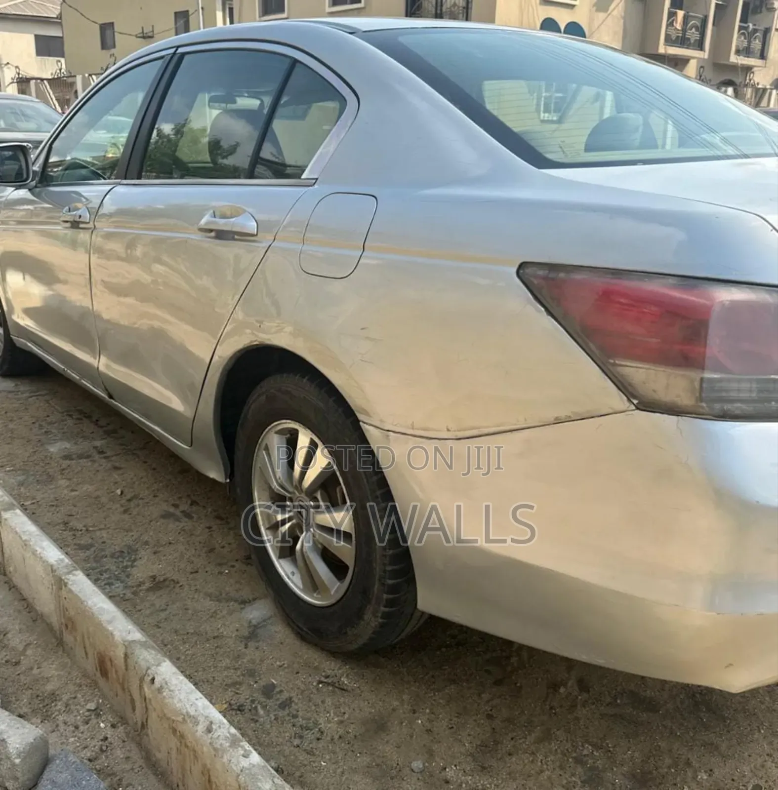 Honda Accord 2011 Silver