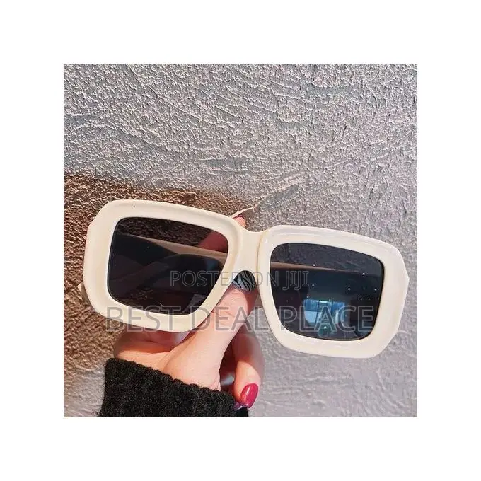 New Thick Edge Square Exquisite Design Retro Sunglasses Men Women