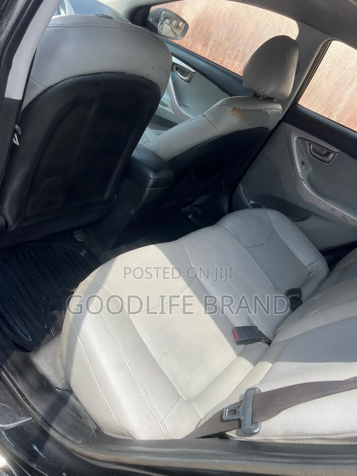 Hyundai Elantra GLS Sedan FWD (1.8L 4cyl 6M) 2013 Black