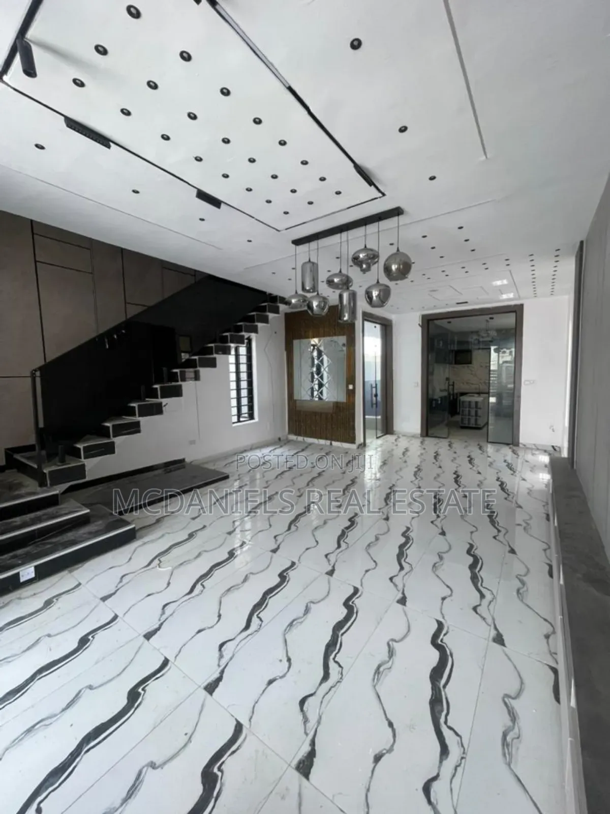 5bdrm Duplex in Ikota for sale