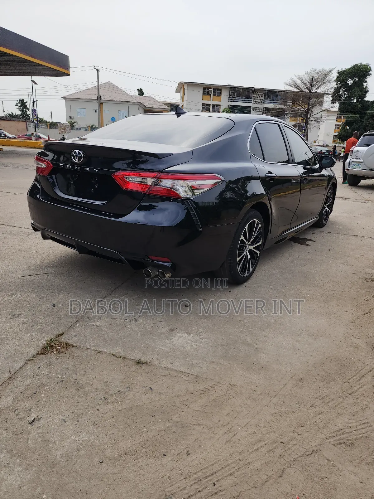 Toyota Camry SE (2.5L 4cyl 8A) 2019 Black