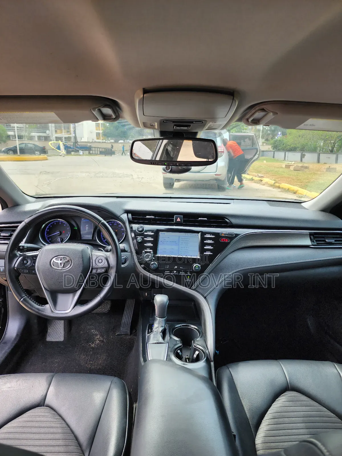 Toyota Camry SE (2.5L 4cyl 8A) 2019 Black