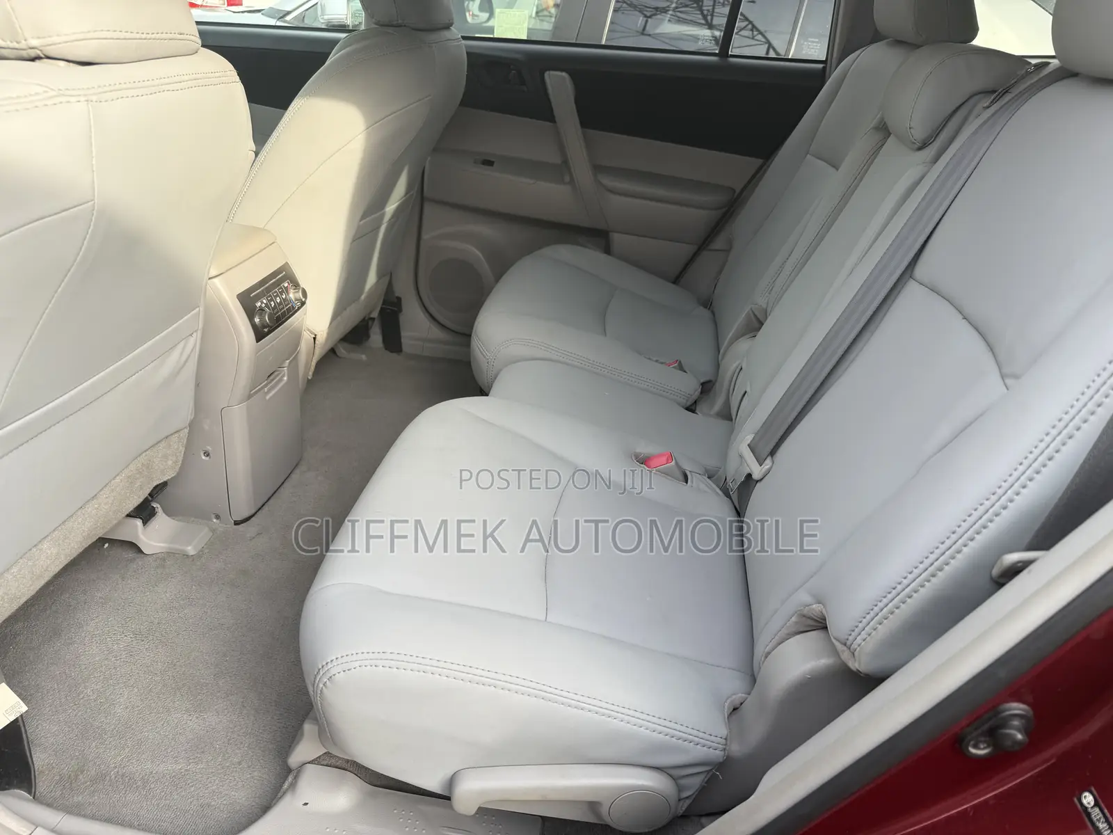 Toyota Highlander SE 2010 Burgundy
