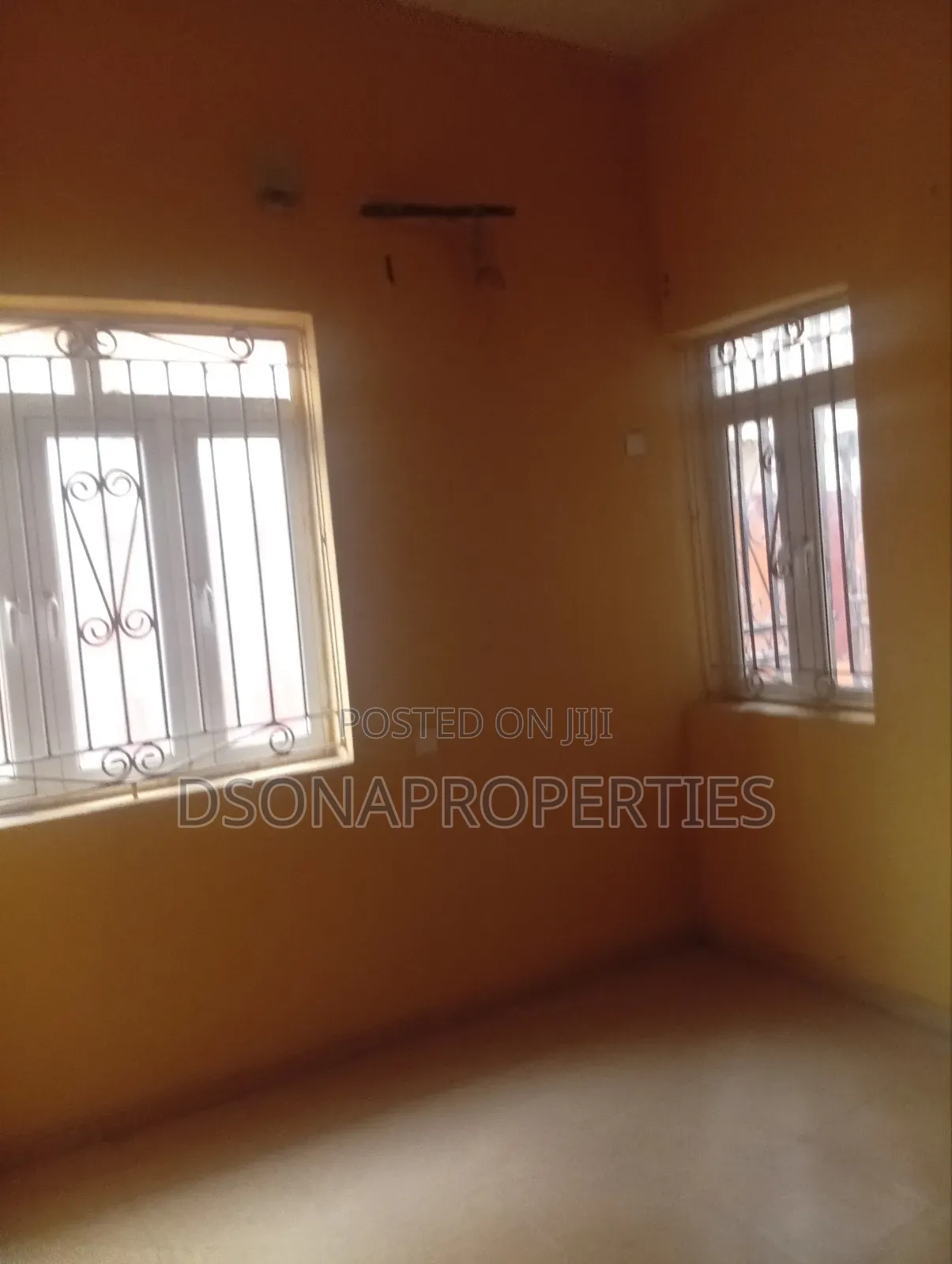 3bdrm Apartment in Puposhola Estate, New Oko Oba for rent