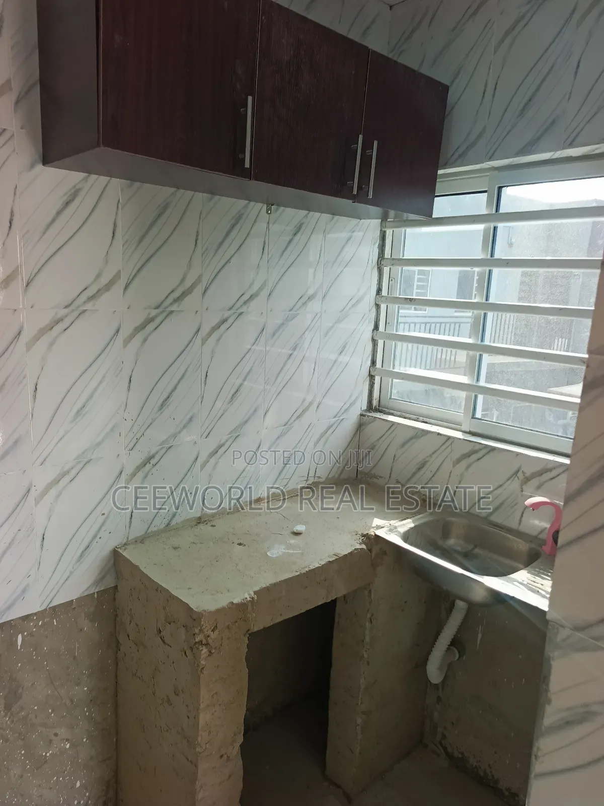 1bdrm Block of Flats in Adeojo Estate, CHallenge / Ibadan for rent