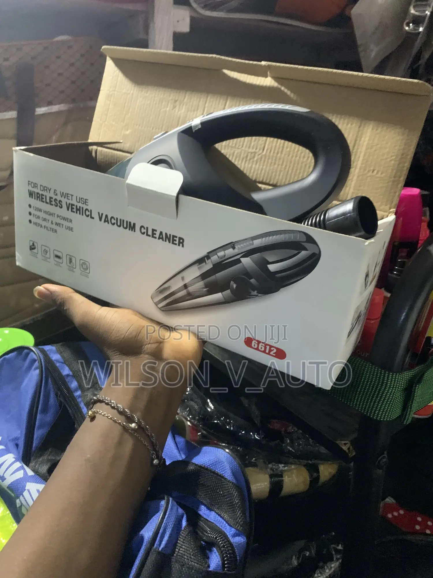 Wireless Vehicle Vacuum Cleaner