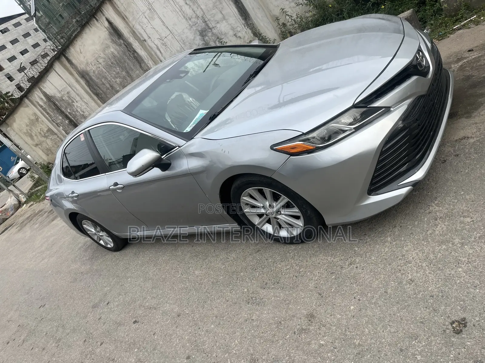 Toyota Camry 2018 Silver