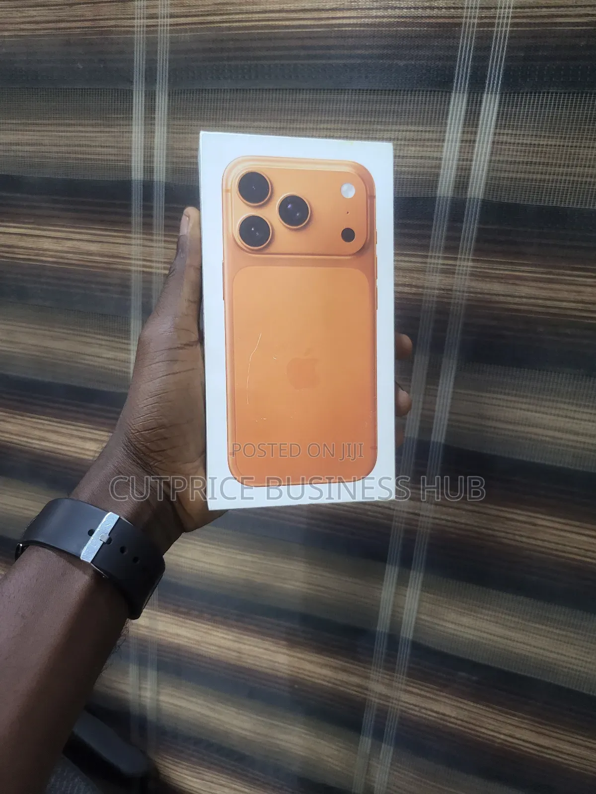 New Apple iPhone 17 Pro 256 GB Orange