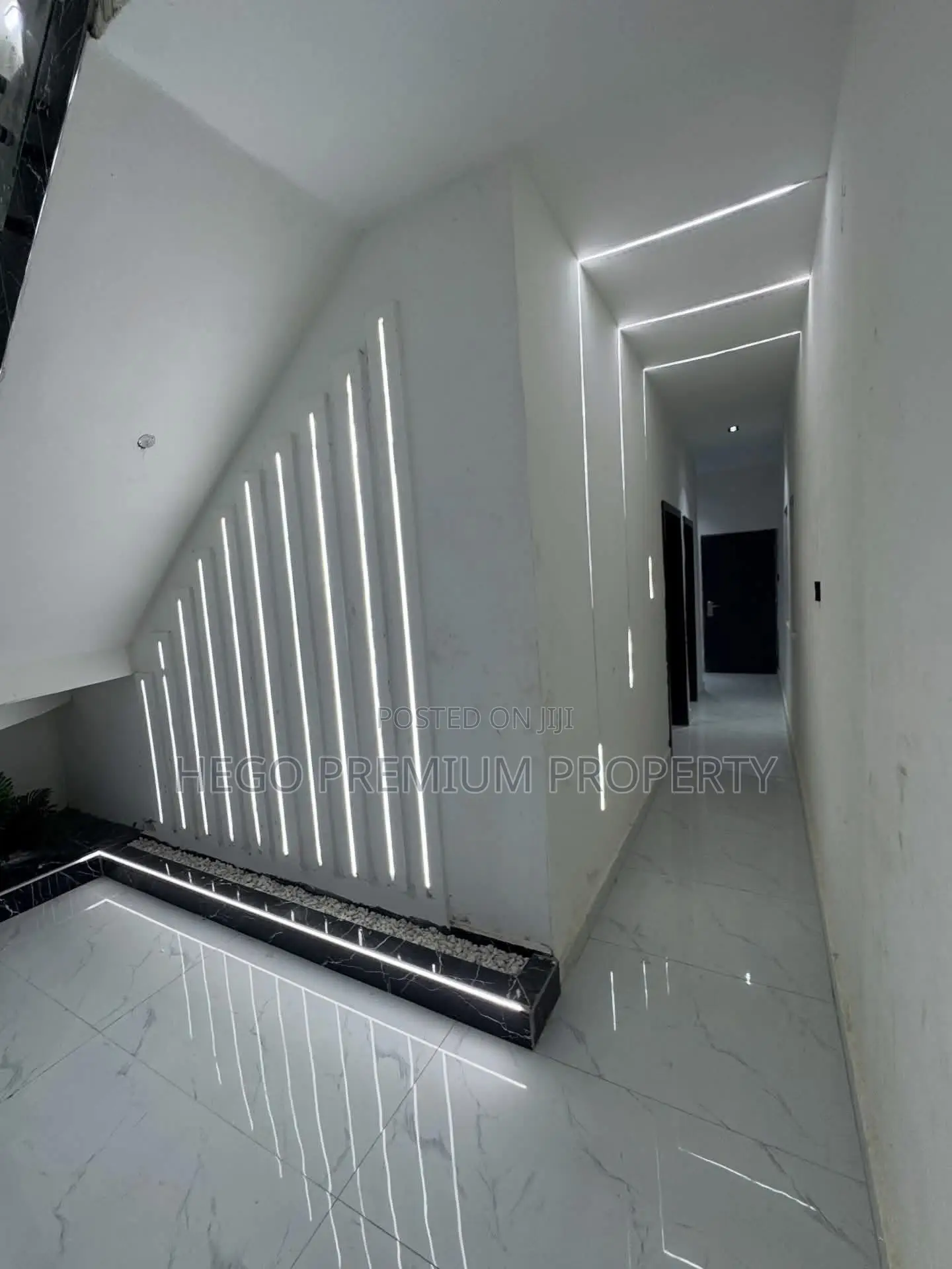 4bdrm Duplex in Alakahia Esate, East West Road for sale