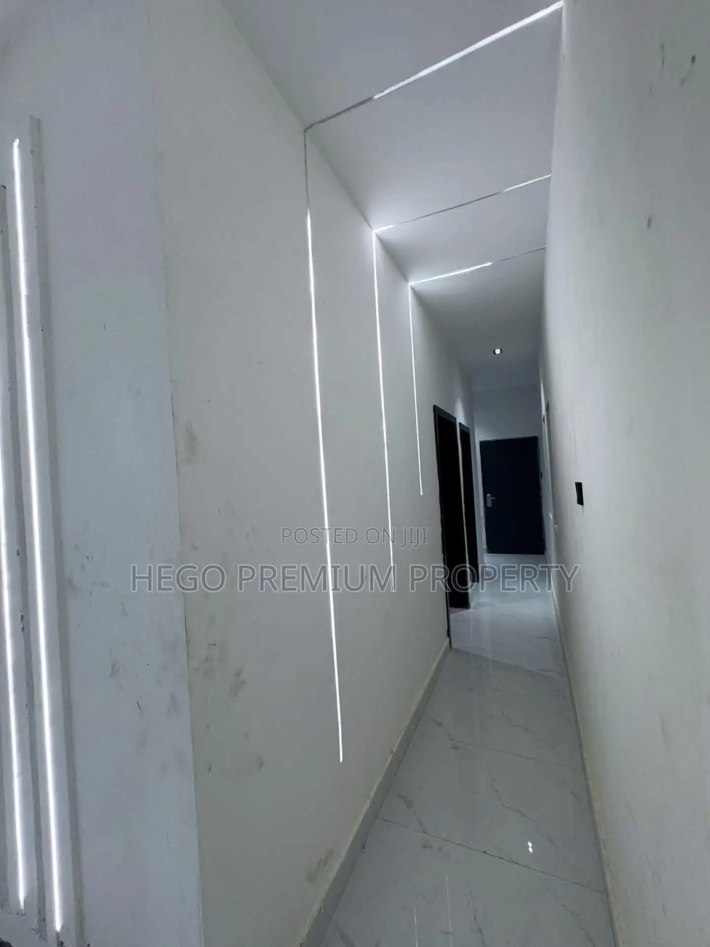 4bdrm Duplex in Alakahia Esate, East West Road for sale
