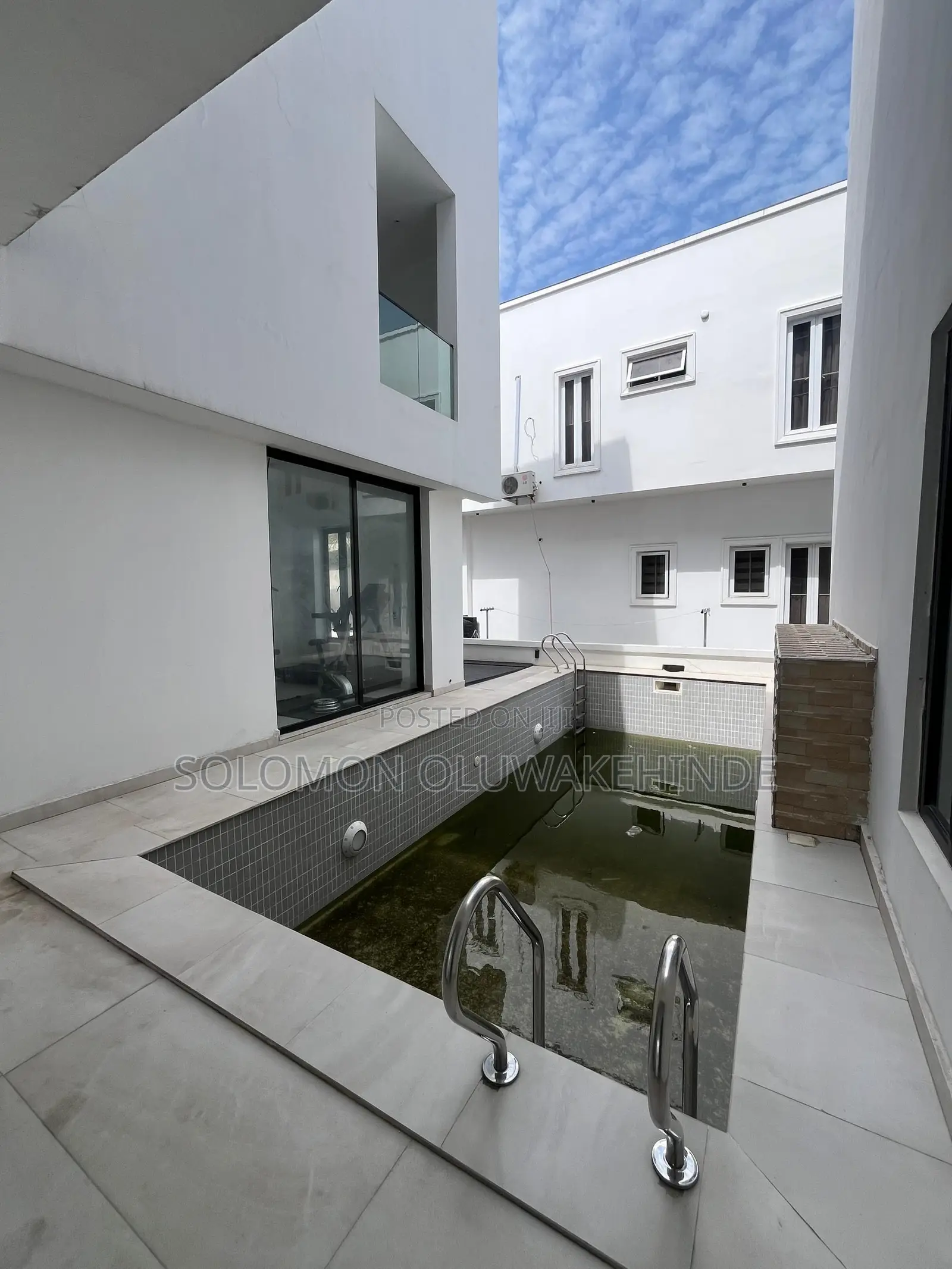 5bdrm Duplex in Orchid Road, Lekki Phase 2 for sale