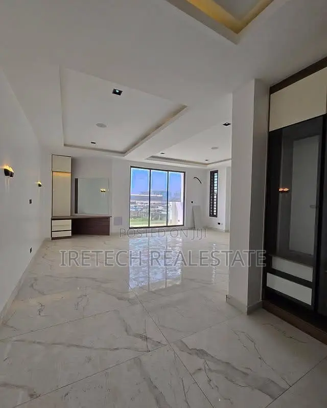 5bdrm Duplex in Ikate Secured Estate for sale