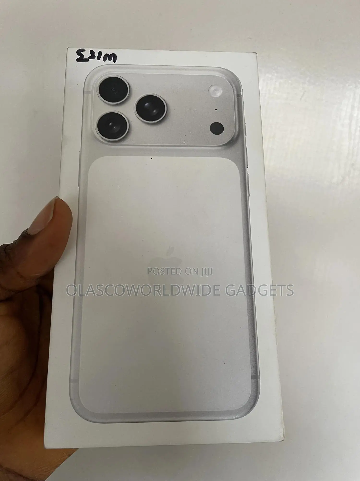 New Apple iPhone 17 Pro Max 256 GB Silver