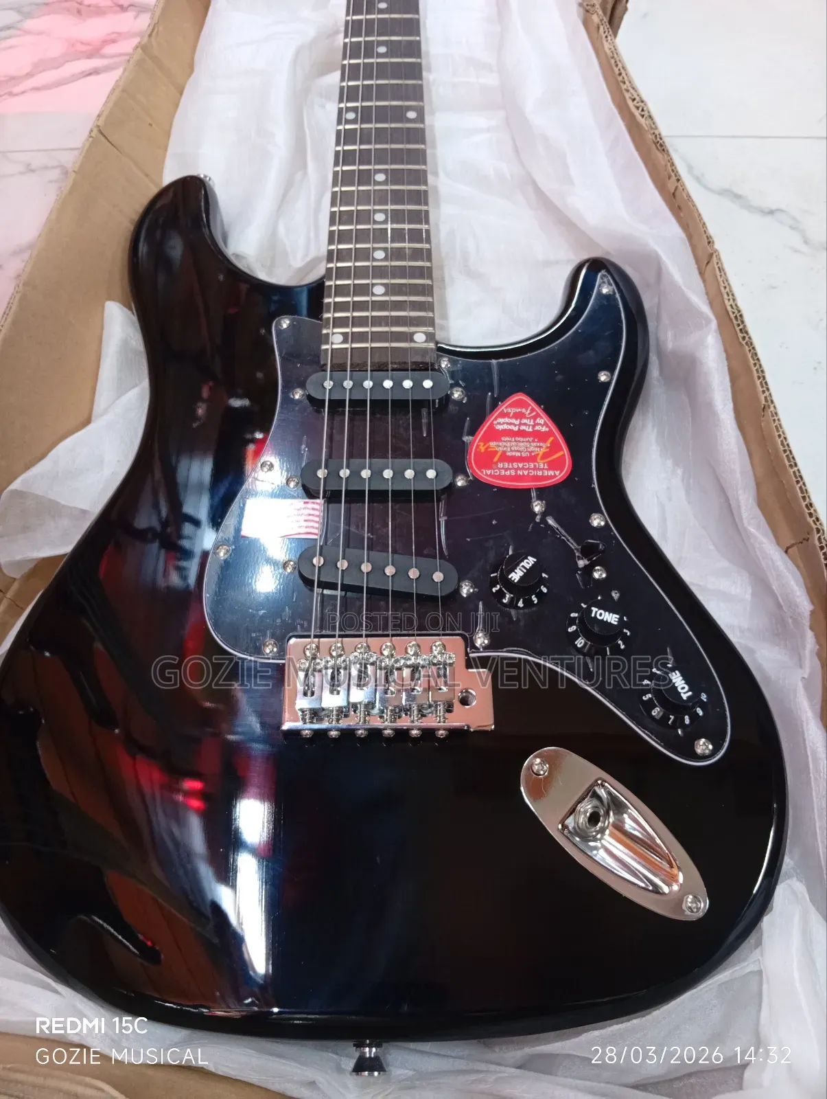 Professional Fender Stratocaster Electric Lead Guitar Black Colour.