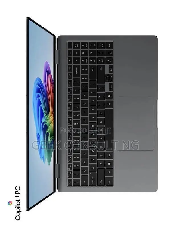 New Laptop Samsung Galaxy Book4 16GB Intel Core Ultra 7 SSD 512GB