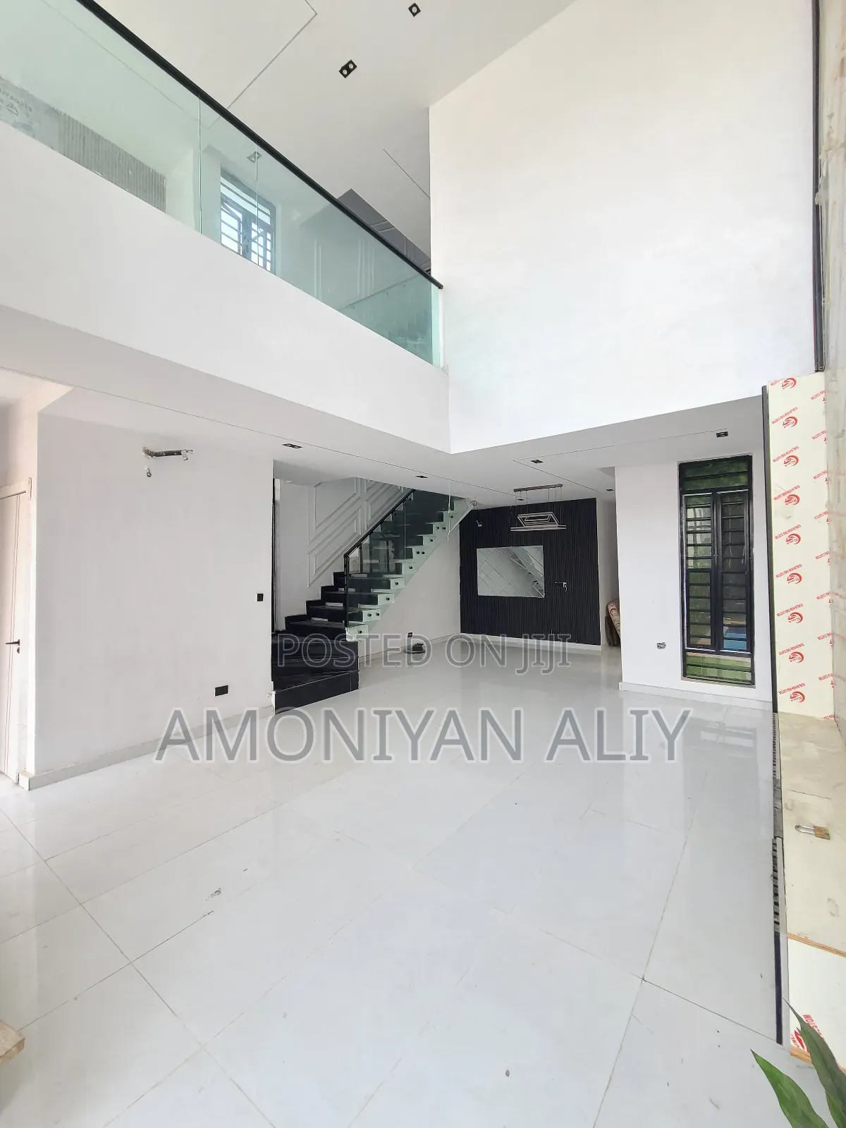 5bdrm Mansion in Ikota Gra Extension for sale