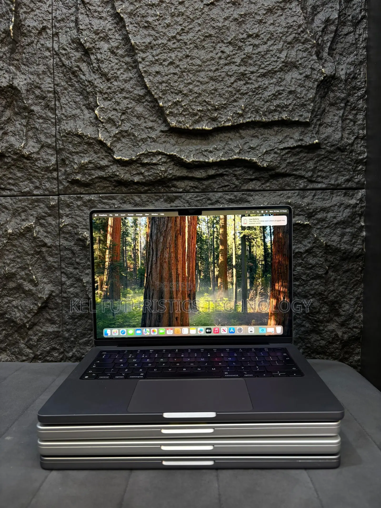 Laptop Apple MacBook Pro 2021 M1 16GB Apple M1 Pro SSD 512GB