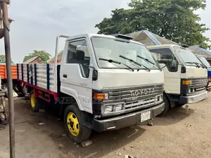 Toyota Dyna 300 Diesel Engine ( 3 Wipper ) Long Frame