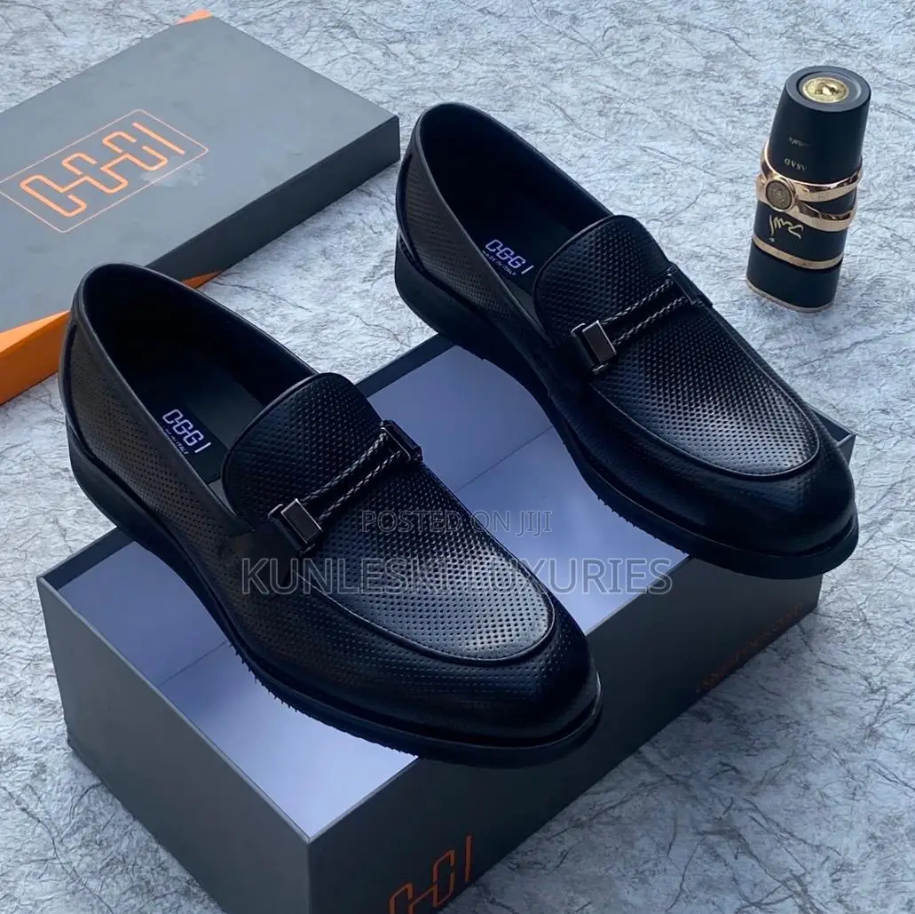 Original Oggi Black Loafers Shoes for Men