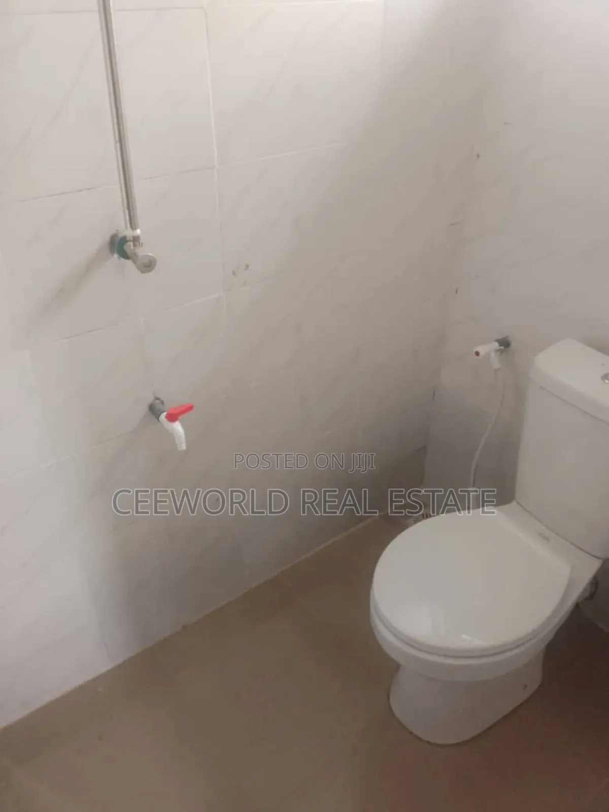 22 Rooms Apartment to Lease at Unity Estate Ologuneru