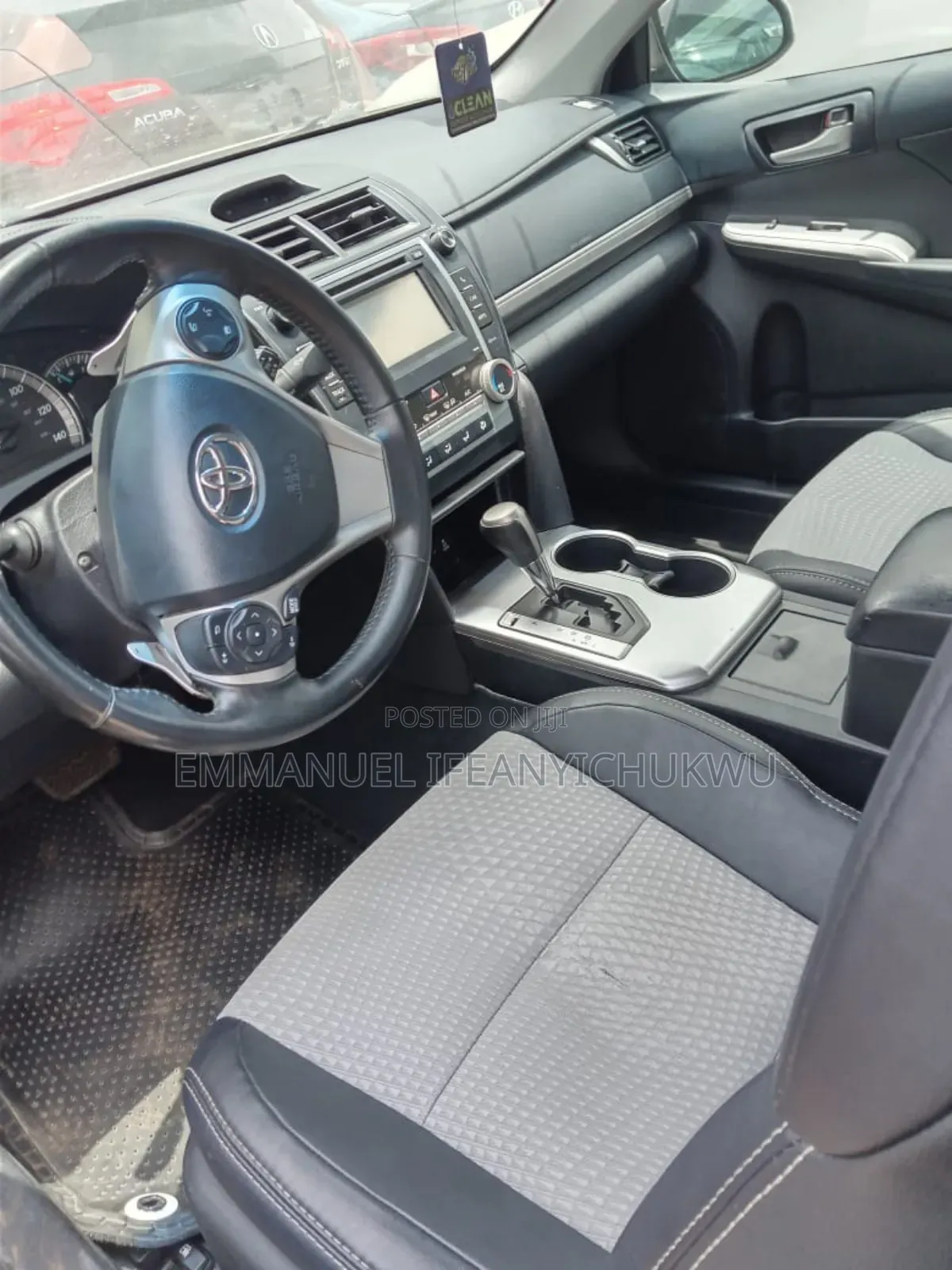 Toyota Camry SE 4dr Sedan (2.5L 4cyl 6A) 2013 Silver