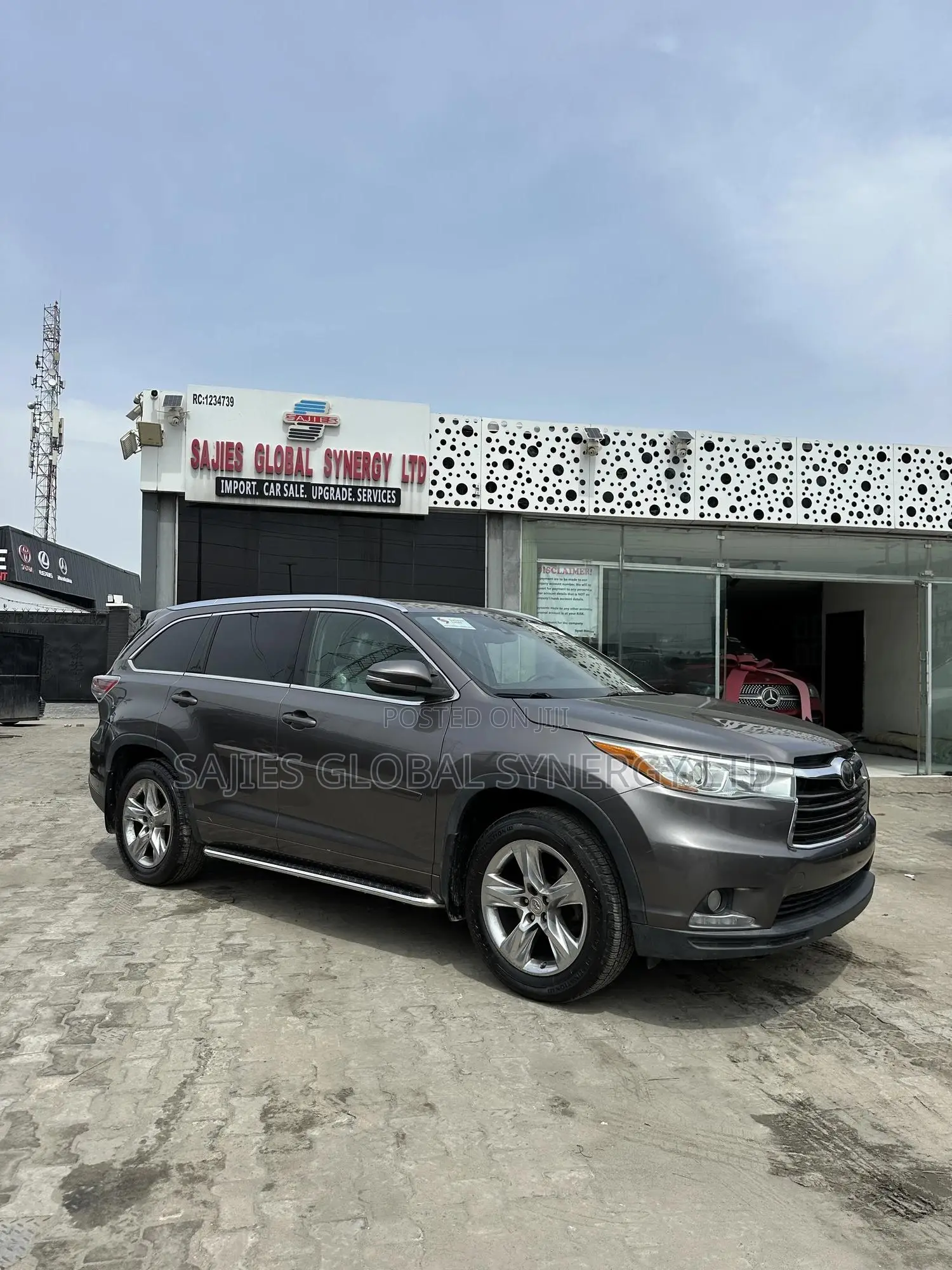 Toyota Highlander Limited Platinum 4dr SUV AWD (3.5L 6cyl 6A) 2015 Gray