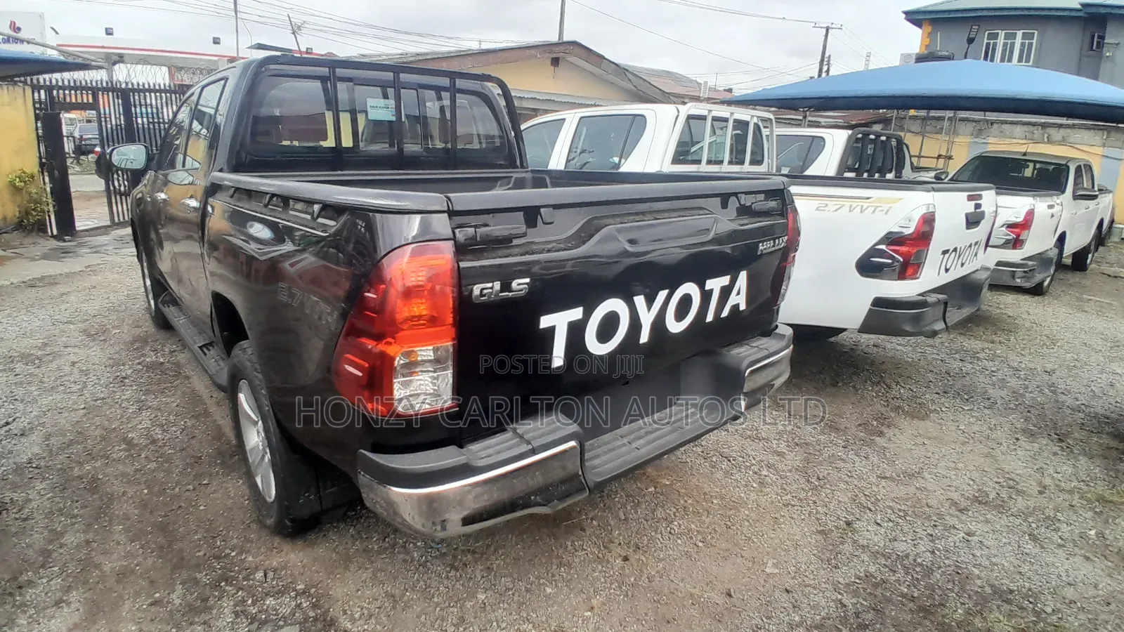 Toyota Hilux Revo Double Cab Petrol 2.7 AWD 2018 Black