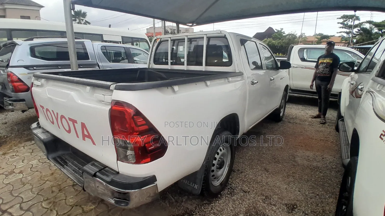 Toyota Hilux Revo Double Cab Deisel 2.8 AWD 2018 White