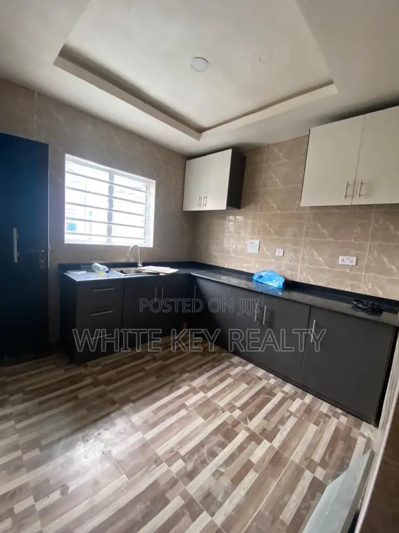 3bdrm Apartment in Sangotedo for rent